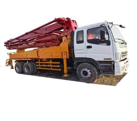 Pompe à béton mobile 37 mètre