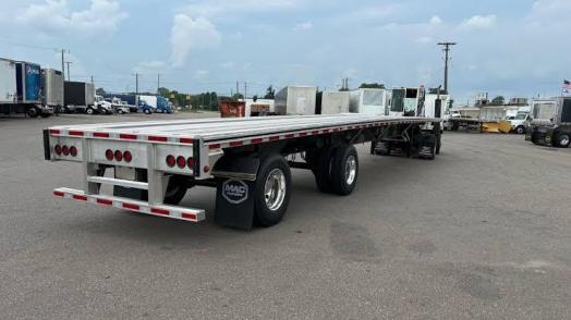 Camion plateau 45 tonnes
